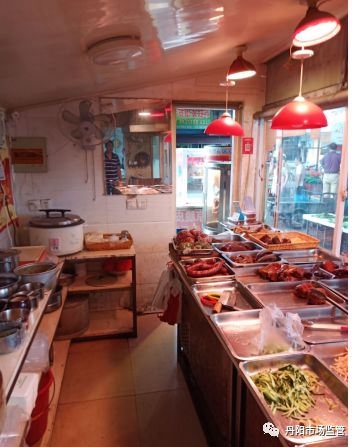 直擊餐飲服務(wù)現(xiàn)場(chǎng) 丹陽45家食品經(jīng)營(yíng)單位被集中約談